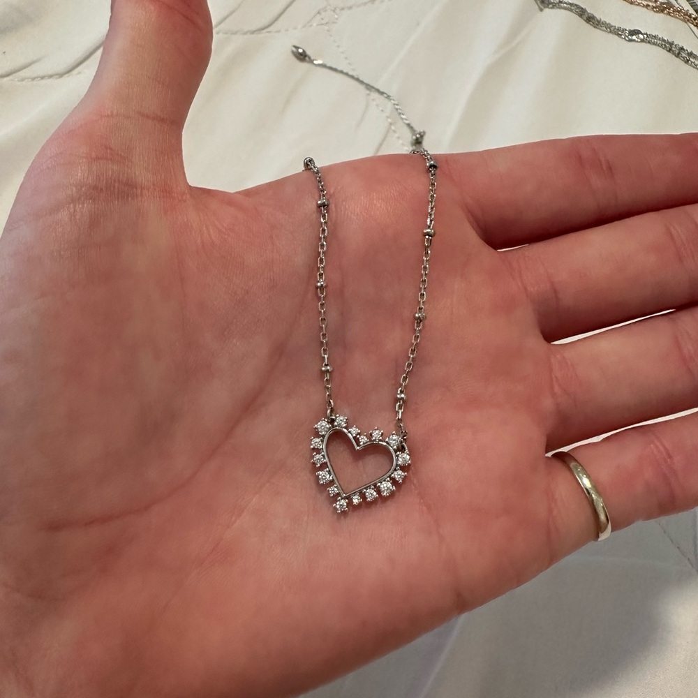 Heart Shaped Kendra Scott Necklace
